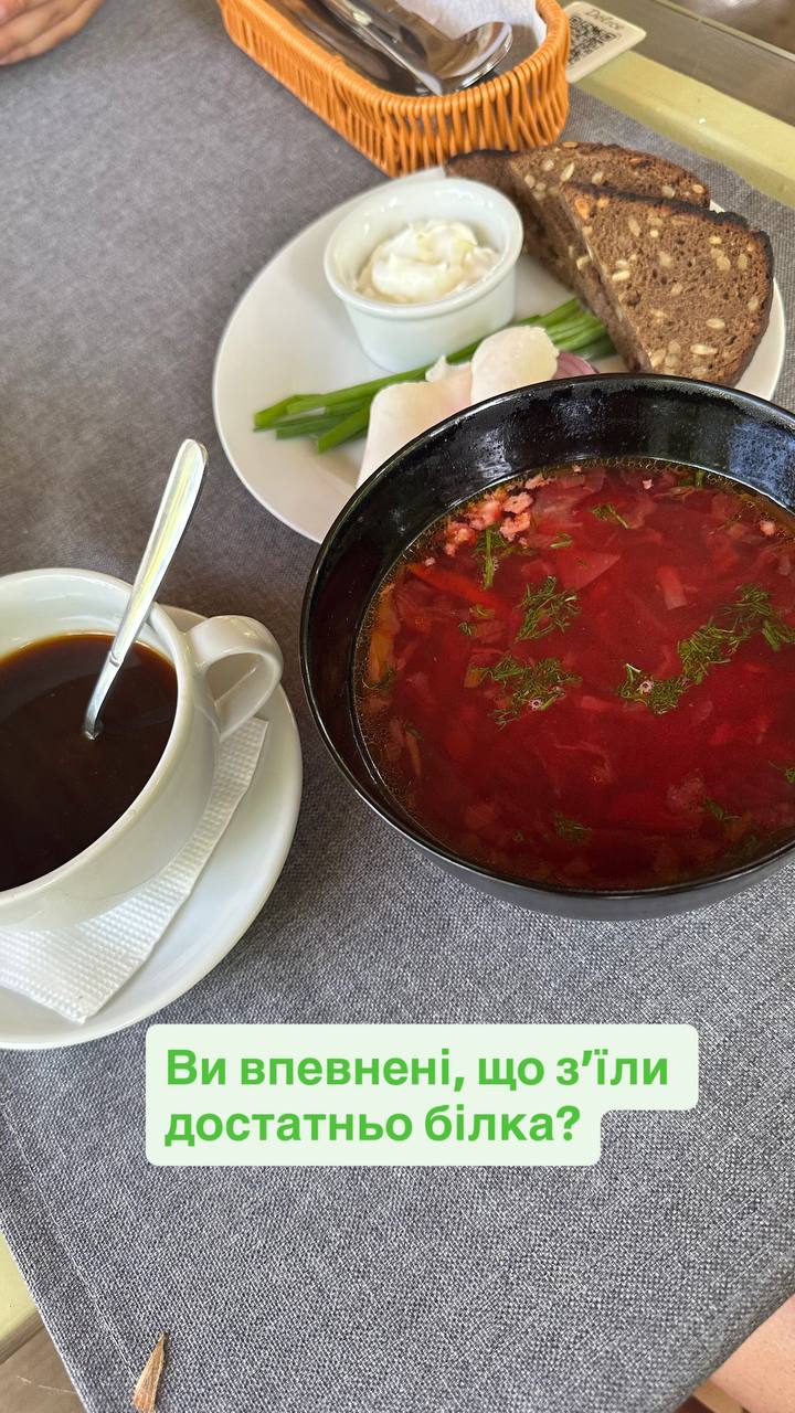 З'їсти тарілку пасти чи салату і вже за годину відчувати голод: чому так відбувається